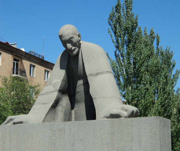 Երեւանի վերականգնումը