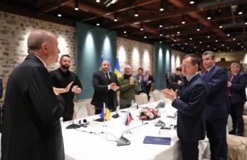 Էրդողանը, Պոլիսը, պայթած փուչիկը