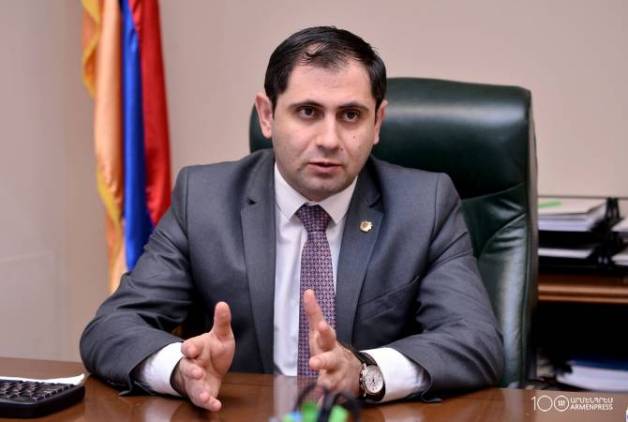 Թաղապետարաններում Պապիկյանի մտերիմներն են հաստատվում 
