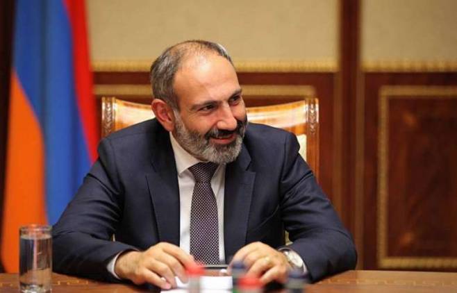 Վարչապետը գնում է ճաշկերույթի
