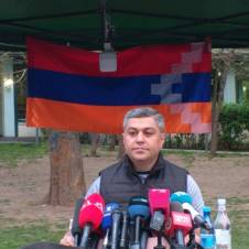 Եթե անեիք իմ ասածով, կհասնեինք Արցախի օկուպացված տարածքների դեօկուպացիայի. Վանեցյան