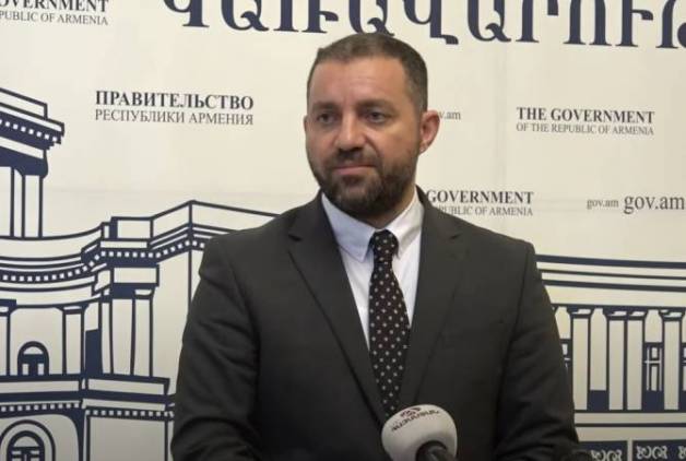 Վահան Քերոբյանը նախարա՞ր է, թե՞ ֆիկցիա