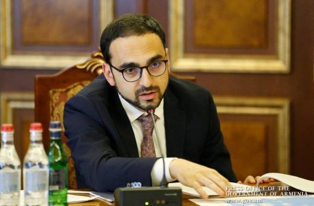 «Հրապարակ». Ավինյանը շարունակում է Երեւանի ստվերային կառավարումը
