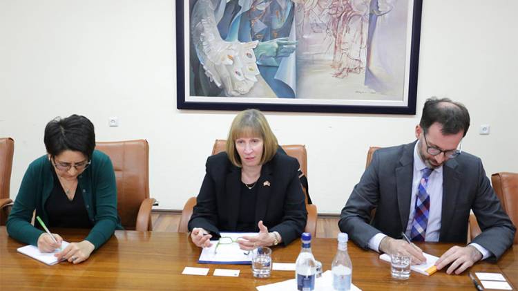 «Հրապարակ». ԱՄՆ դեսպանն այցելել է ԿԲ շենք ու հրահանգներ տվել բանկերի ղեկավարներին