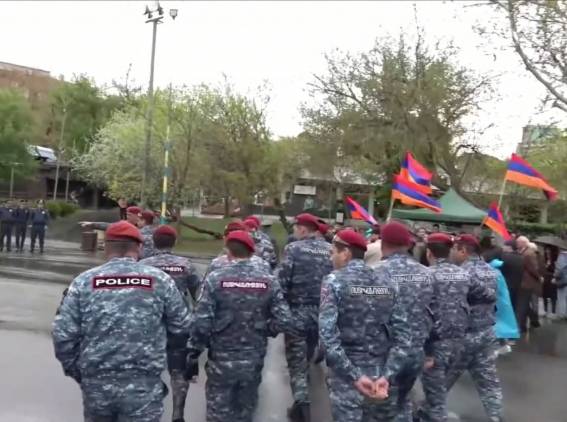 «Կարմիր բերետավորները» մտան Ազատության հրապարակ