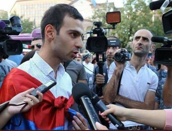 «Հրապարակ». Նախագահները պետք է ասեին՝ ժողովուրդ, մենք գնում ենք, դուք մեզ էլ չեք տեսնելու, բայց լրջացեք, երկիր ենք կորցնում