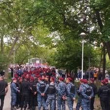 Կարմիր բերետավորների կուտակումներ՝ Սարյանի այգում
