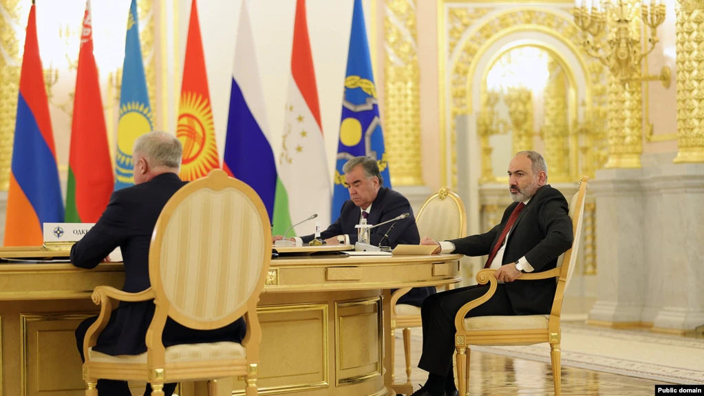«Հրապարակ». Փրկությունը դրսում է տեսնում