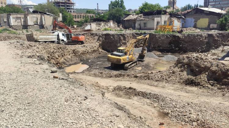 «Հրապարակ». Ընթանում է «Ֆիրդուսի թաղամասի» շինարարությունը
