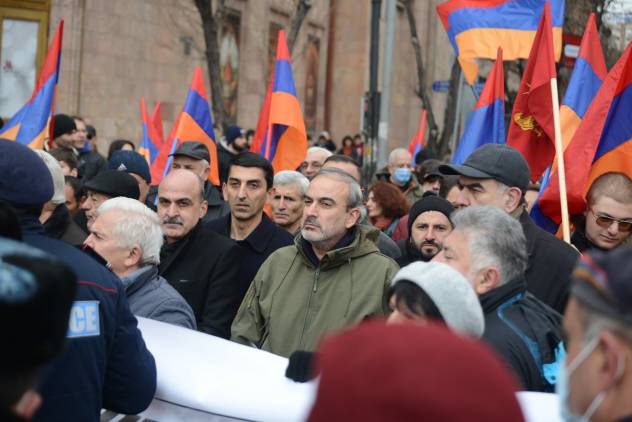 «Հրապարակ». «Ծռերը» փողոցը գրավելու ռազմավարություն են մշակում