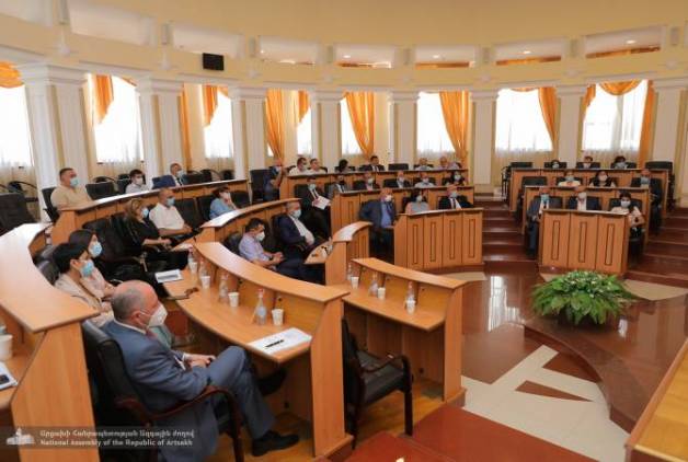 «Հրապարակ». Սամվել Բաբայանն իշխանությունից նոր զիջումներ է ուզում կորզել. քննիչ հանձնաժողովի ձևավորումը կտապալե՞ն