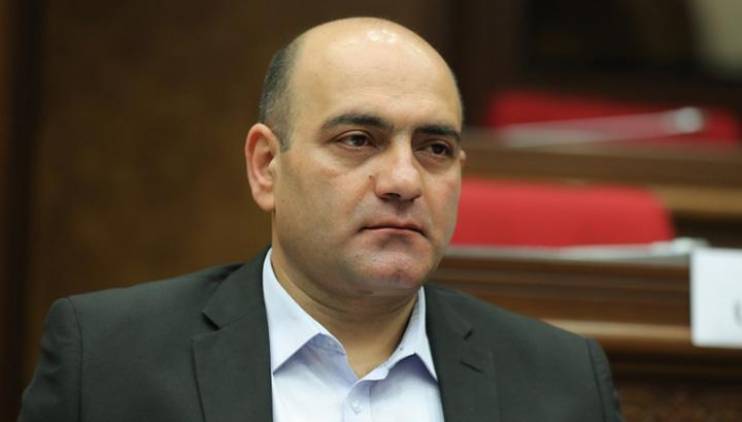 Պաշտոնը հայրենիքից թանկ է միայն իրենց համար, դիմացինին էլ իրենց արշինով են չափում