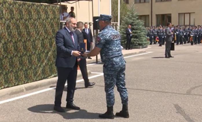 «Հրապարակ». Զոհվածի հորը ծեծողին էլ պարգեւատրեց