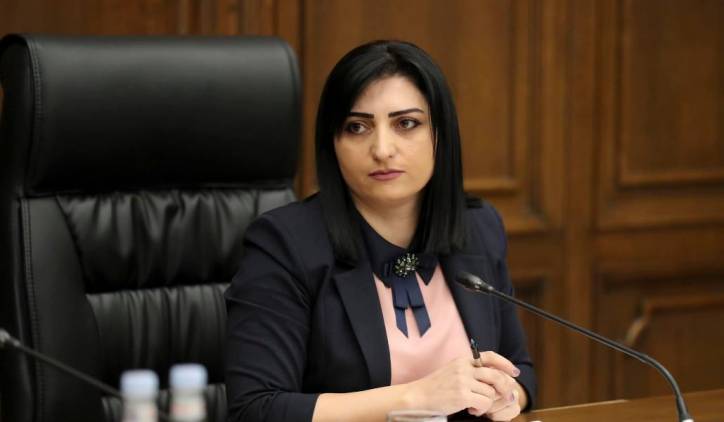 «Հրապարակ». «Պատիվ ունեմ»-ը Թագուհի Թովմասյանին կհեռացնի՞