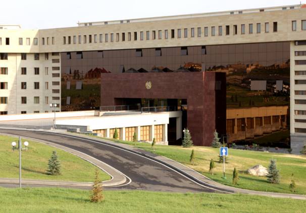 «Հրապարակ». ՊՆ-ում լրտեսության դեմ են պայքարում