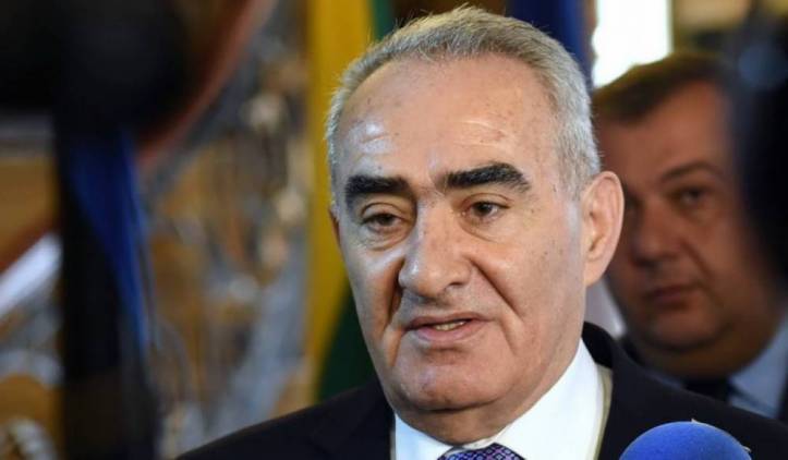 Դա կրկին չի կարող լինել, որովհետեւ դա սիրո բանաստեղծություն չէ