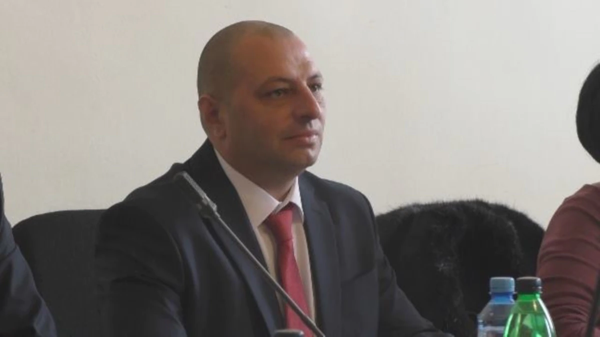 «Հրապարակ». Ինչպես է լուծվելու Վանաձորի ավագանիում առաջացած ճգնաժամը