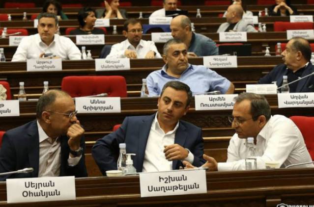 «Հրապարակ». Ինչ օրակարգով է ընդդիմությունը վերադառնում ԱԺ