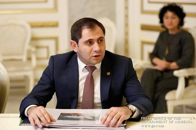 «Հրապարակ». Չնայած երկրում տիրող վիճակին, ՔՊ-ում ընտրության նախապատրաստություններ են