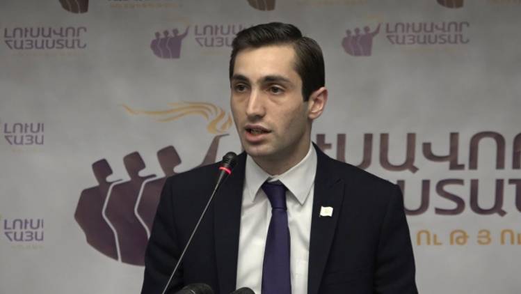 «Հրապարակ». Ընդդիմադիր լինելու համար պետք է ունենալ թալանած ավար եւ հայհոյել իշխանությանը