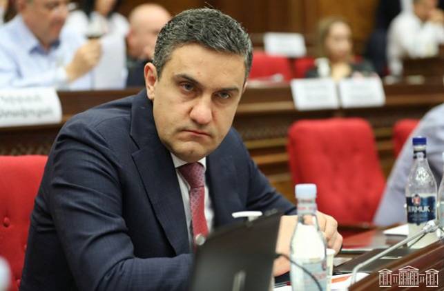 «Հրապարակ». Ղազինյանը մտադիր է ակտիվանալ, բաց ո՛չ փողոցային պայքարով