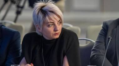«Հրապարակ». Պարոն Բադասյանը լրիվ ունակ է էդ ամեն ինչը ճիշտ ղեկավարել