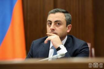«Հրապարակ». Լեւոն Տեր-Պետրոսյանն առաջարկում է ոչ թե հայրենիքը, այլ Նիկոլին փրկելու ծրագիր