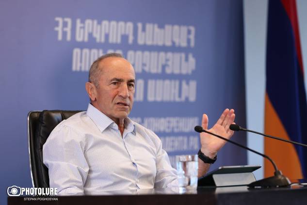 Պանիխիդայի ժամանակ հանգուցյալին ոչ ոք առողջություն չի ցանկանում. Քոչարյանը`Փաշինյանի ելույթի մասին