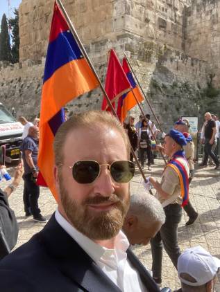 «Հրապարակ». Հետ կանչել ԱՄՆ դեսպանին Բաքվից, վտարել ադրբեջանական դիվանագիտական անձնակազմը