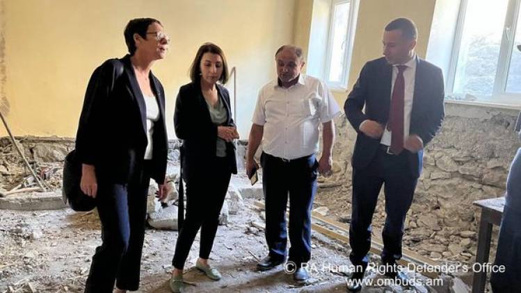 «Հրապարակ». Սյունիքի մարզպետը կես դրույքով արտգործնախարար է աշխատում