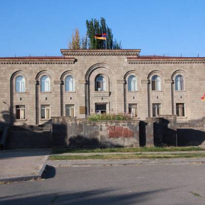 «Հրապարակ». Սիսիանում դրամատիկ նիստ է սպասվում
