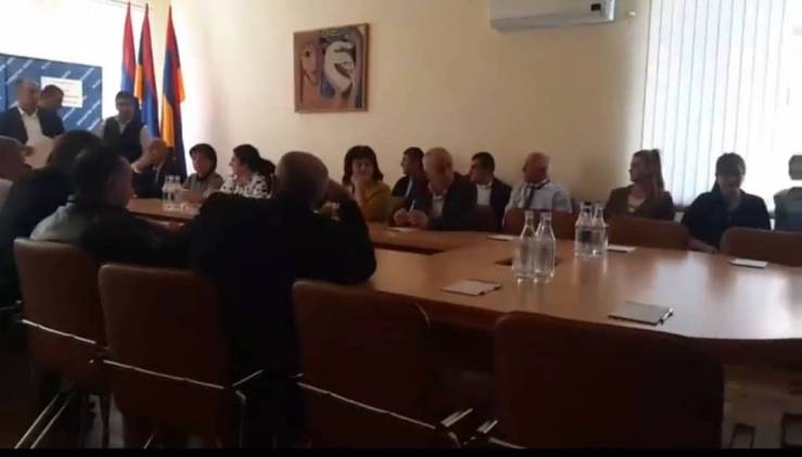 Ալավերդիում ավագանին քաղաքապետ է ընտրում (Ուղիղ)
