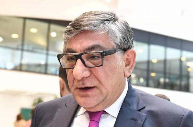 Խաչատուր Սուքիասյանը փողոցում մի խումբ կանանց հետ վեճի է բռնվել