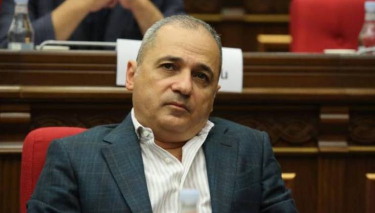 «Հրապարակ». Վահե Հակոբյանը հեռանում է՝տանելով իր հետ բոլորի՞ն