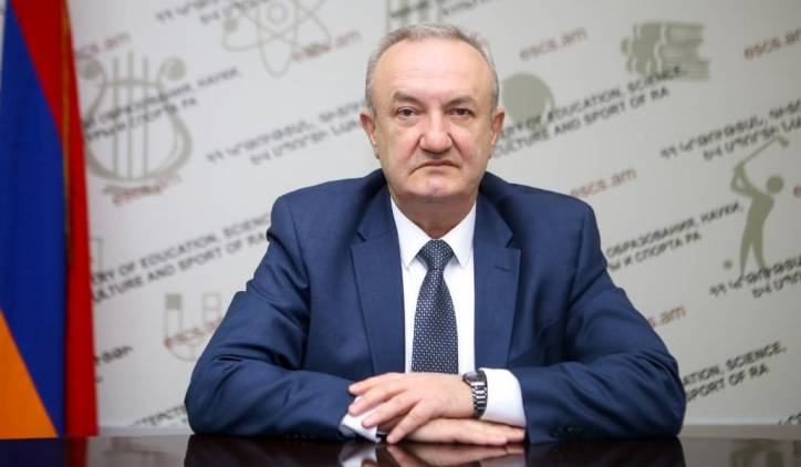 Վահրամ Դումանյանը հրաժարական է տվել