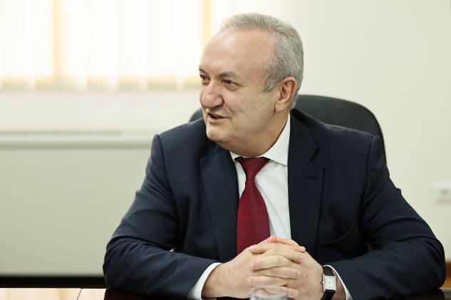 Սնամեջ ու սնապարծ