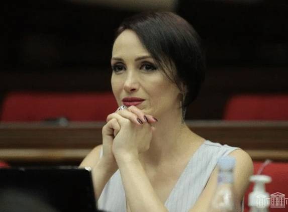 Լուլուն նոր բնակարան է գնել