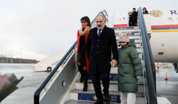 Աննա Հակոբյանը առանց վարսահարդար տեղ չի՞ գնում