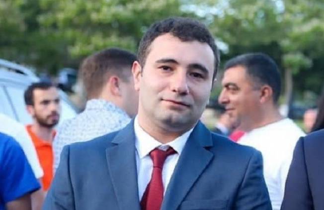 «Հրապարակ». Բերման են ենթարկել երիտասարդ ՀՀԿ-ականին՝ տաքսու վարորդի հետ