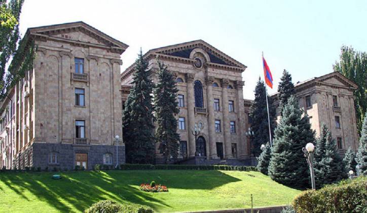 «Հրապարակ». Նիկոլ Փաշինյանի մոտ ձախողված կադրը գործուղվել է ԱԺ