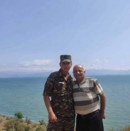 «Հրապարակ». Երեխեքը փող էին դրել՝ ջուր էին քաշել իրենց զորամասում
