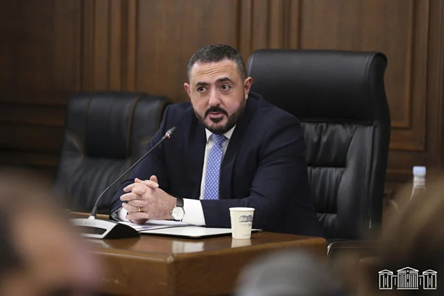 Ես Հայկ Կոնջորյանի կամ Արթուր Հովհաննիսյանի, մանավանդ՝ նրանց օգնականների ենթական չեմ, որ կարողանան ինձ ճնշել․ Վահան Նարիբեկյան 