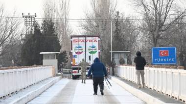 Աստծո նախախնամություն չէ՞, որ հայկական մեքենաները հասան Կիլիկիա