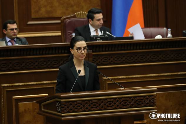 «Հրապարակ». Հրահանգվել է չշարունակել խայտառակությունը. նիստը շարունակել փակ ռեժիմով
