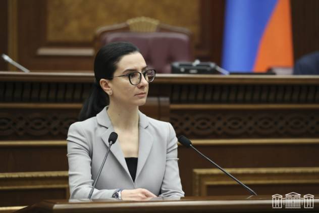 «Հրապարակ». Ալեն Սիմոնյանը «փրկել» է դատախազին