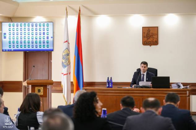 «Հրապարակ». Ով է կանգնած քաղաքապետի դեմ արշավանքների հետևում