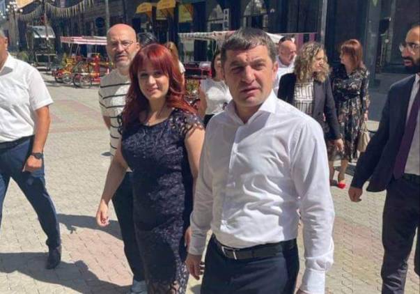 «Հրապարակ». Գյումրու փոխքաղաքապետը մեկ միլիոն դոլարից ավելի սպառողական վարկ է ստացել