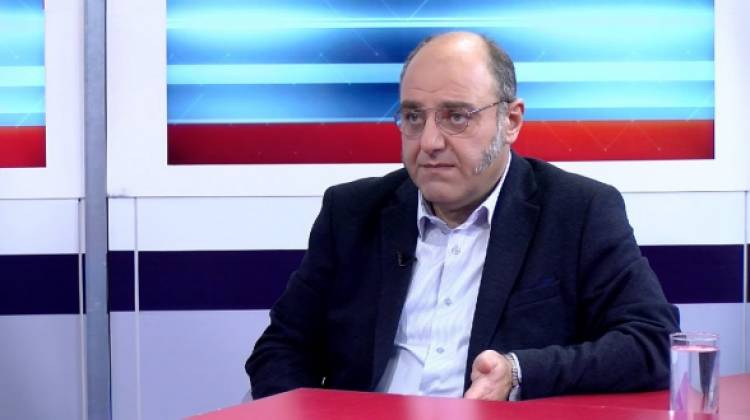 Ինձ մոտ տպավորություն է, որ եթե երկրորդ Քրիստոս ծնվեր Հայաստանում՝ փոքր ժամանակ քարերով կսպանեին