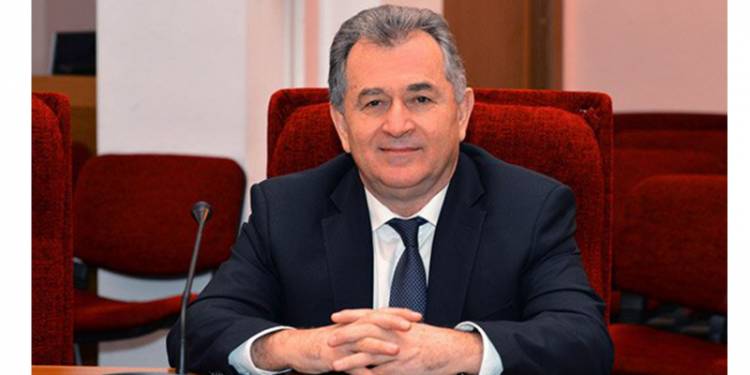 Նախագծով առաջարկվում է «ՀՀ ԳԱԱ» բառերը փոխարինել «Ակադեմիա» բառով