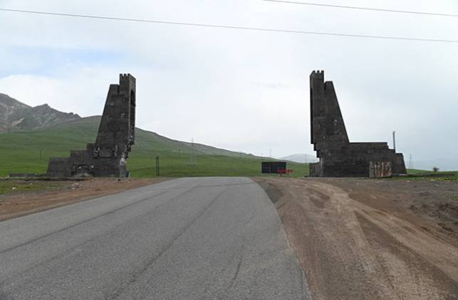 «Հրապարակ». Սյունիքը պատրաստում են նոր աղետին ընդառա՞ջ